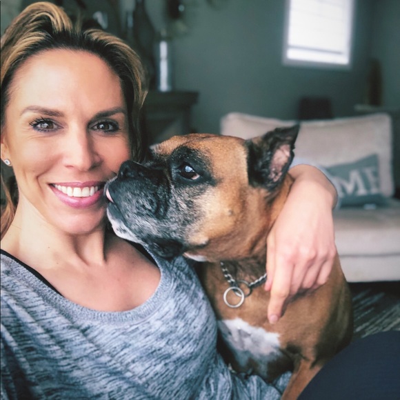 Meet your Posher, Sabrina - Picture 1 of 1